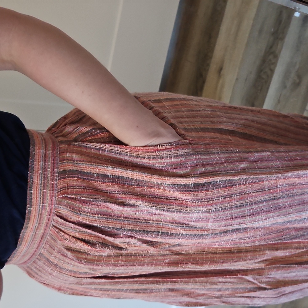 Vintage 70s / 80s Classic Multi-Striped Midi Skirt With Pockets